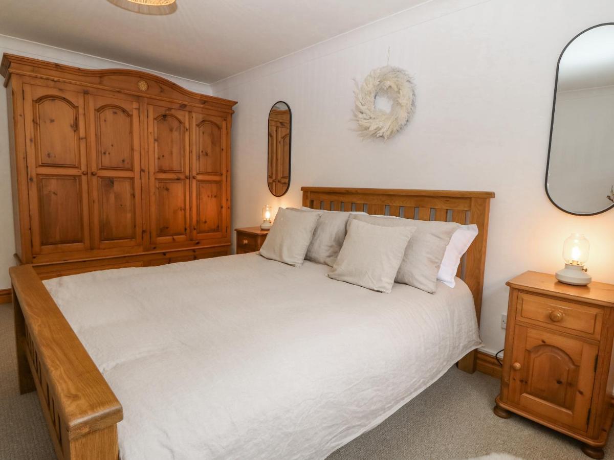 Bwthyn Clai Villa Клангефни Екстериор снимка