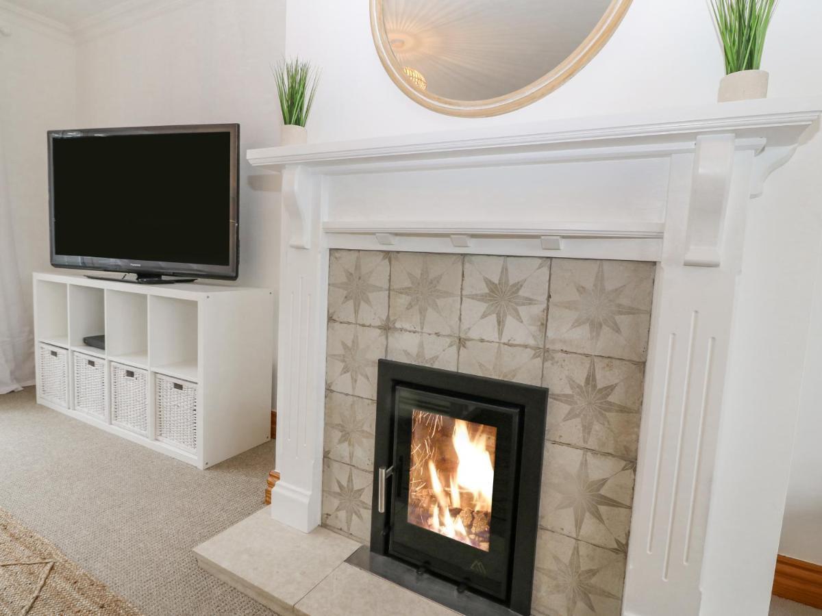 Bwthyn Clai Villa Клангефни Екстериор снимка