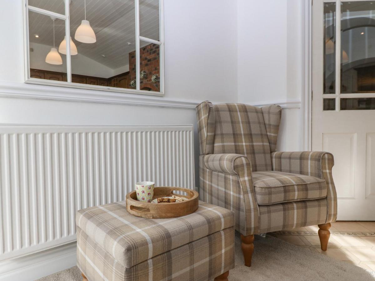 Bwthyn Clai Villa Клангефни Екстериор снимка